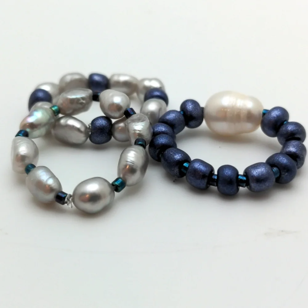 381MIDALANE Baroque Pearl Beaded Ring Set with Glass Beads